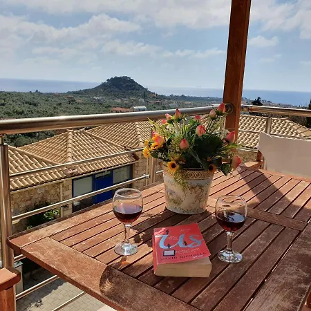 דירה Lefktro 3 *